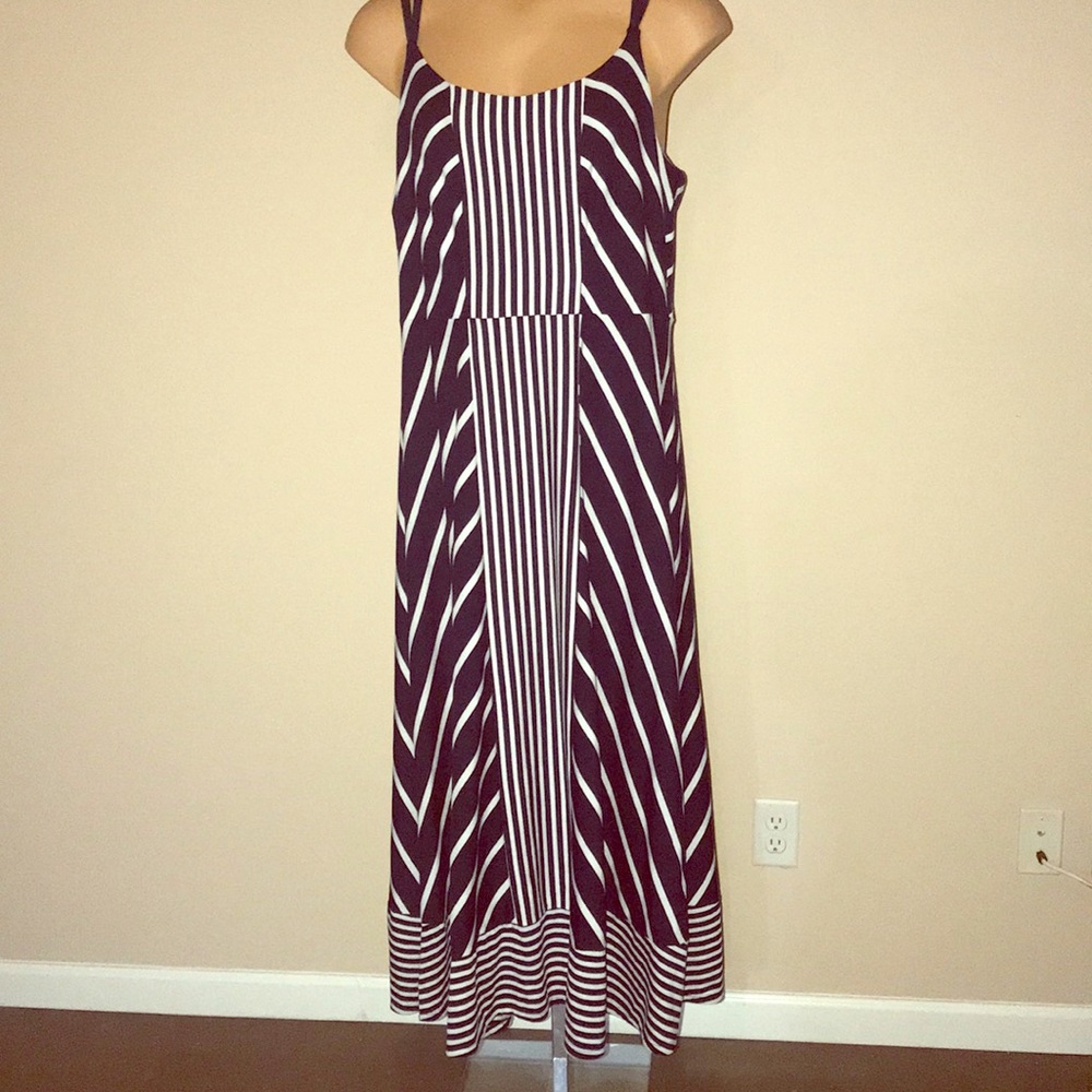 Navy & white stripped maxi dress